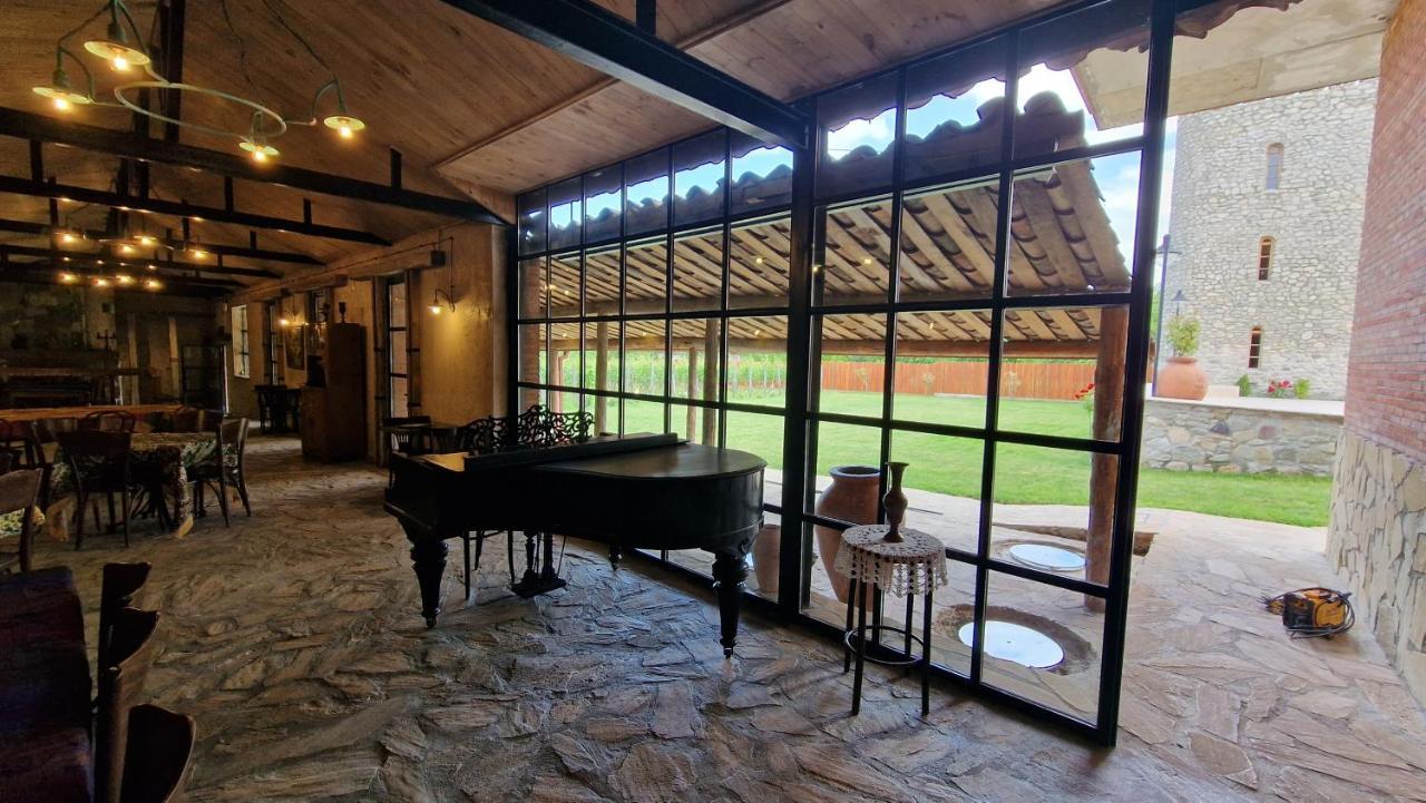 Giorgi Ushikishvilis Chateau-Marani Akhmeta Buitenkant foto